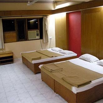 Hotel Sahyadri Alībāg Dış mekan fotoğraf